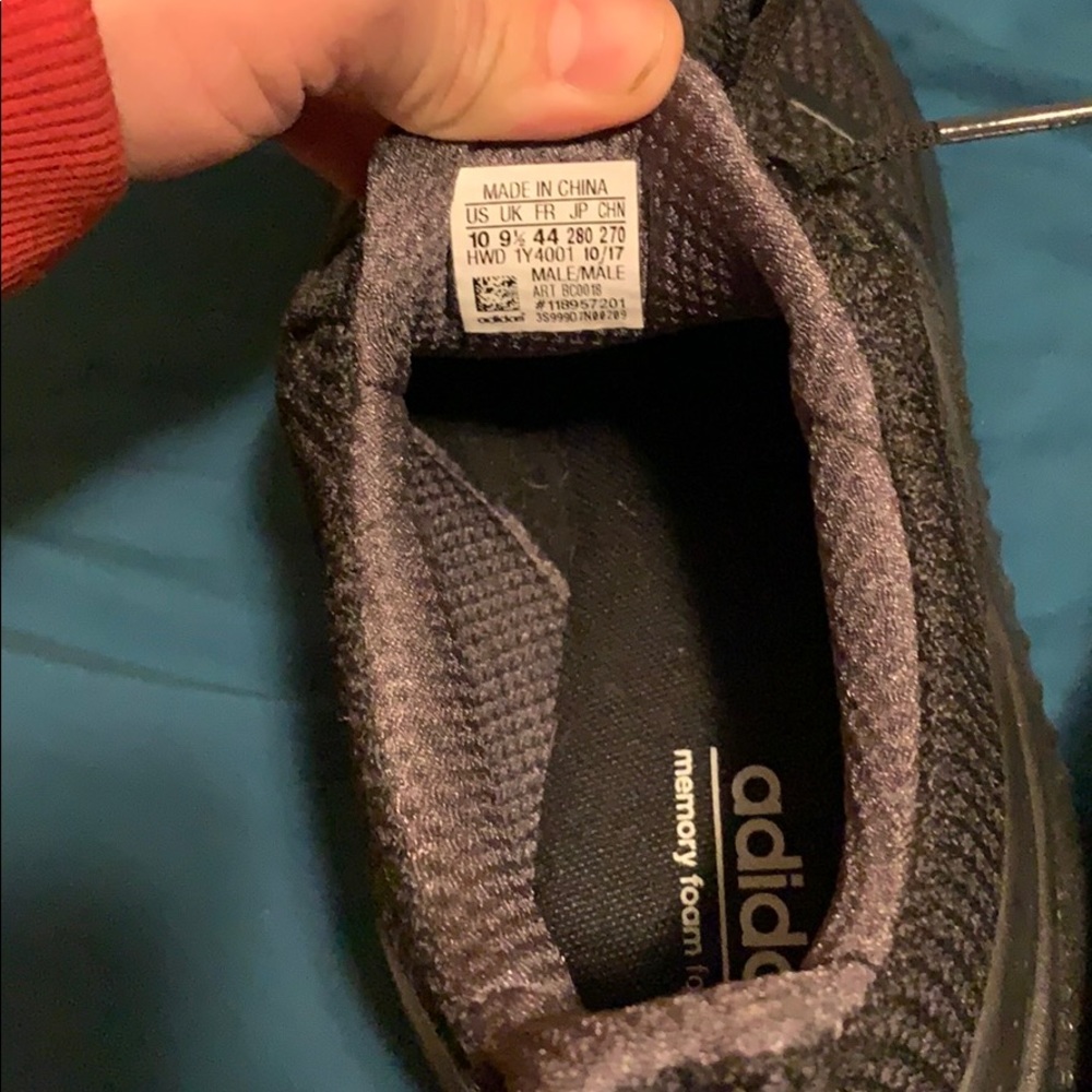 Adidas Shoes - Picture 2 of 3